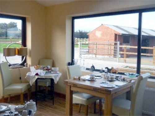 Ravencar Farm B&B Mosborough Екстериор снимка
